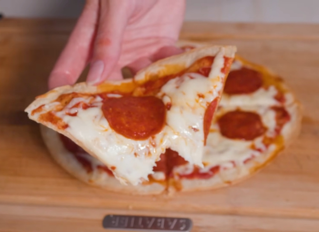 Domaća tortilja pica: jednostavan recept za brzu večeru